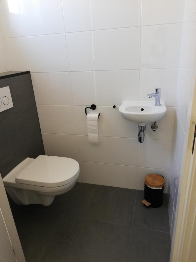 Paardenstal Apartman Hollum  Kültér fotó